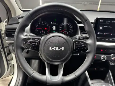 KIA Stonic 2022 · foto 11