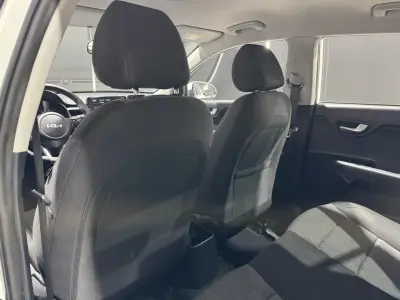 KIA Stonic 2022 · foto 9