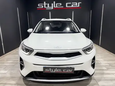 KIA Stonic 2022 · foto 2