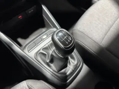 KIA Stonic 2022 · foto 12