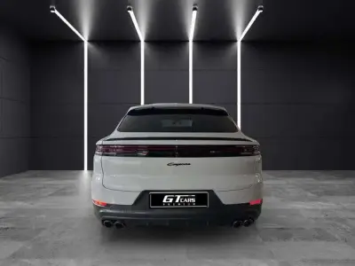 Porsche Cayenne Coupe 2024 · foto 5