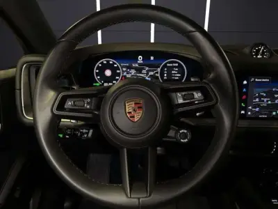 Porsche Cayenne Coupe 2024 · foto 10