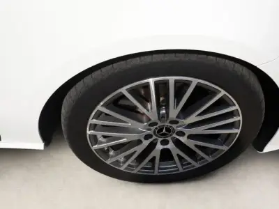 Mercedes-Benz CLA 2023 · foto 6