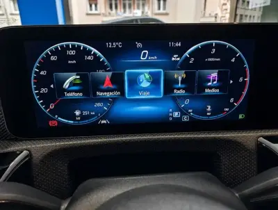 Mercedes-Benz CLA 2023 · foto 8