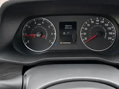 Renault Trafic 2024 · foto 8