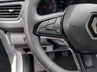 Renault Trafic 2024 · foto 9