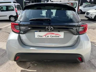 Toyota Yaris 2024 · foto 4