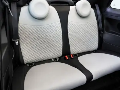 Fiat 500C 2023 · foto 11