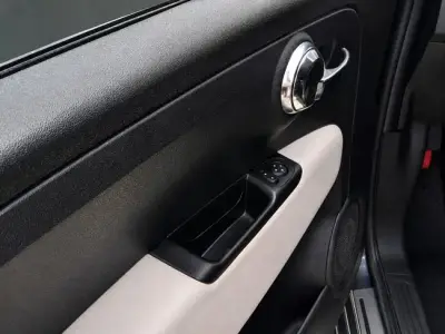 Fiat 500C 2023 · foto 12