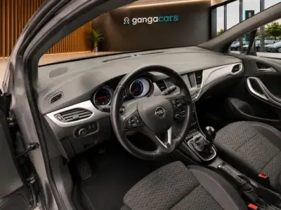 Opel Astra 2021 · foto 10