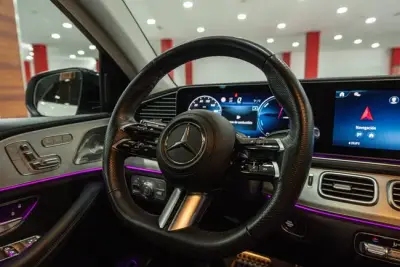 Mercedes-Benz GLE Coupe 2025 · foto 7