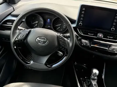 Toyota C-HR 2020 · foto 11