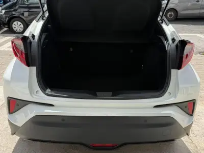 Toyota C-HR 2020 · foto 12