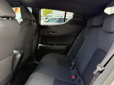 Toyota C-HR 2020 · foto 10