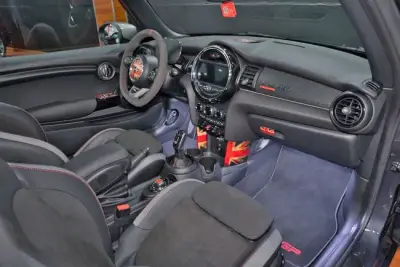 MINI Cooper 2020 · foto 5
