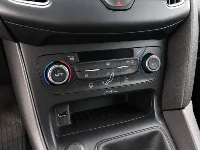 Ford Focus 2015 · foto 15