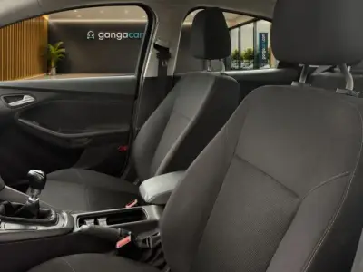 Ford Focus 2015 · foto 13