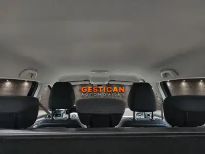 Renault Megane 2024 · foto 12
