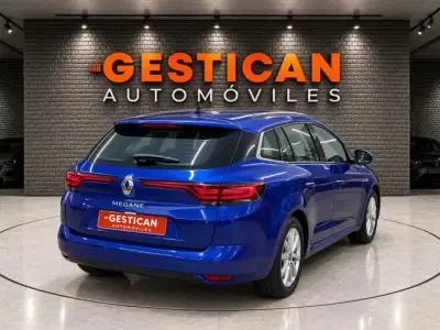 Renault Megane 2024 · foto 3