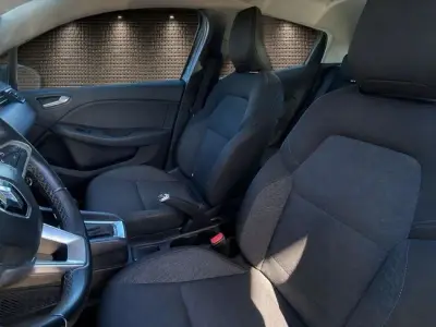 Renault Clio 2022 · foto 14