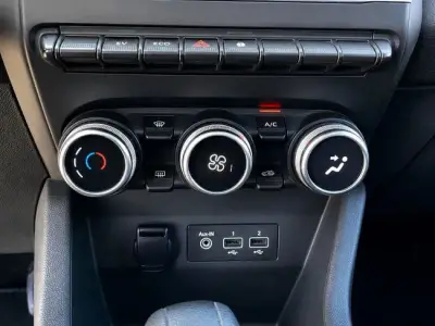 Renault Clio 2022 · foto 13
