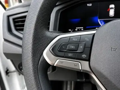 Volkswagen Polo 2022 · foto 9