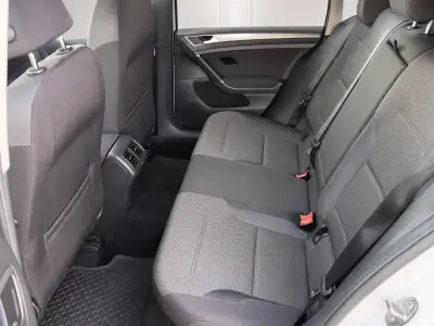 Volkswagen Golf 2018 · foto 10