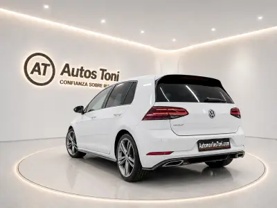 Volkswagen Golf 2018 · foto 3
