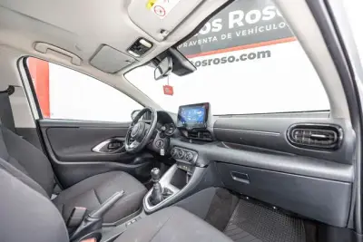 Toyota Yaris 2024 · foto 6