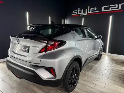 Toyota C-HR 2022 · foto 3