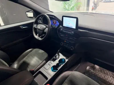 Ford Kuga 2022 · foto 4
