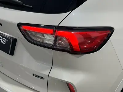 Ford Kuga 2022 · foto 9