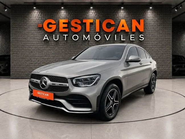 Mercedes-Benz GLC 2022 en 4 islas · CEC