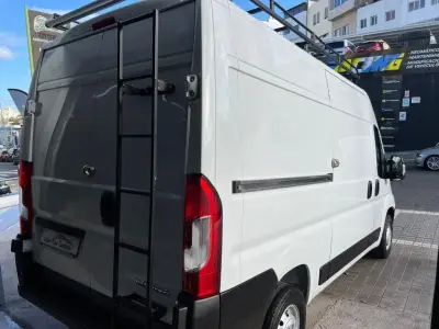 Opel Movano 2022 · foto 4