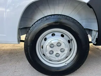 Opel Movano 2022 · foto 15
