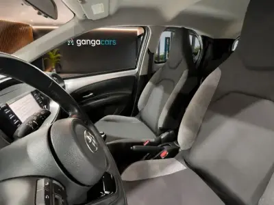 Toyota Aygo X 2024 · foto 13