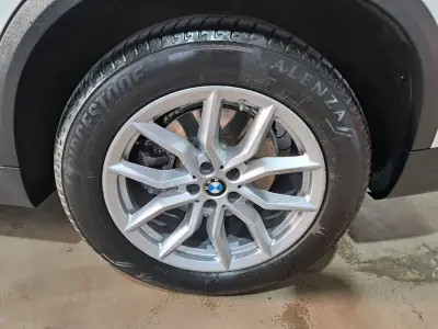 BMW X5 2021 · foto 9