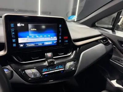 Toyota C-HR 2019 · foto 8