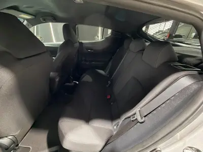 Toyota C-HR 2019 · foto 10