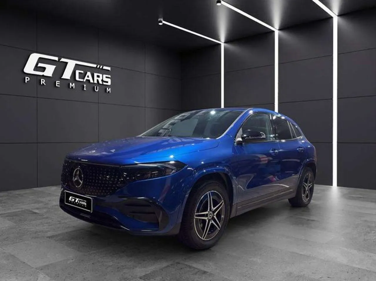 Mercedes-Benz EQA 2024 en 2 islas · CEC
