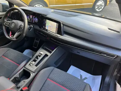 Volkswagen Golf GTI 2022 · foto 7