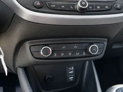 Opel Crossland X 2022 · foto 13