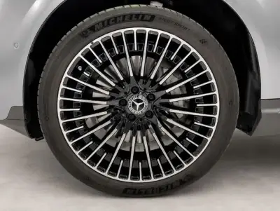 Mercedes-Benz EQC 2023 · foto 8