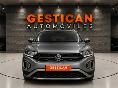 Volkswagen T-Roc 2023 · foto 3