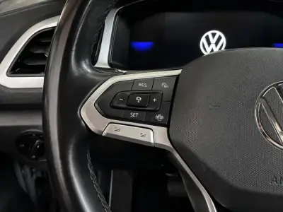 Volkswagen T-Roc 2023 · foto 8