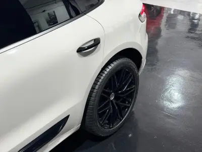 Porsche Macan 2023 · foto 4
