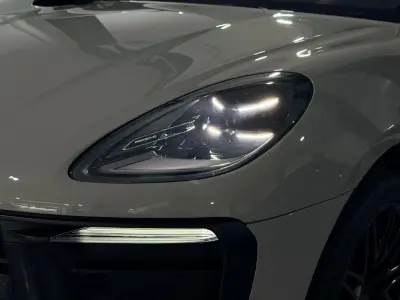 Porsche Macan 2023 · foto 13