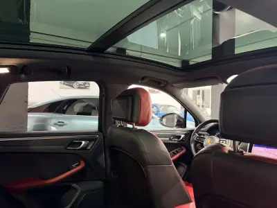 Porsche Macan 2023 · foto 9