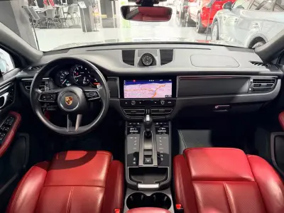 Porsche Macan 2023 · foto 12