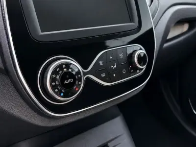 Renault Captur 2020 · foto 15